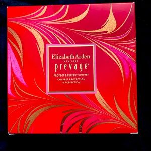 Elizabeth Arden Prevage set